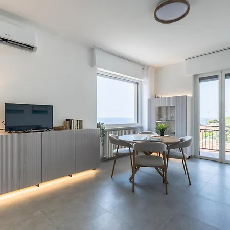 Franca's Suite- Sea View! - Box Bike * Santo Stefano al Mare
