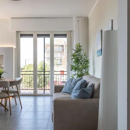 Franca's Suite- Sea View! - Box Bike *